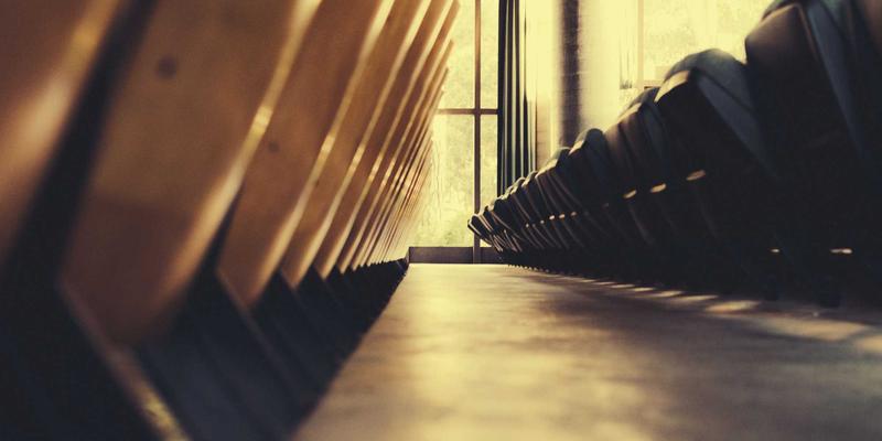 HD富城建筑美学解码：工业风设计与外立面维护如何实现历久弥新的价值平衡