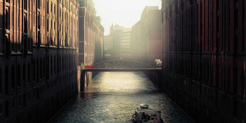 HD富城：高品质物业服务与投资地产的价值解析